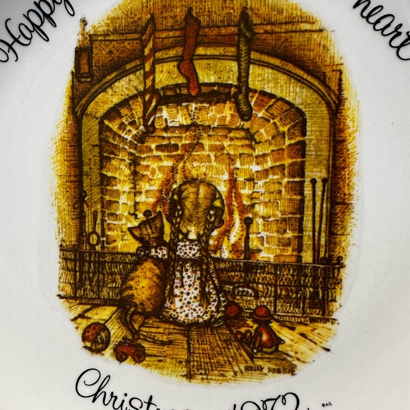 Hollie Hobbie Christmas 1972 Decorative Collectible Plate - Picture 2 of 3